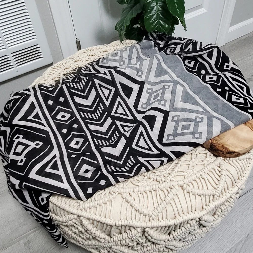 Black & White Aztec Infinity Scarf
